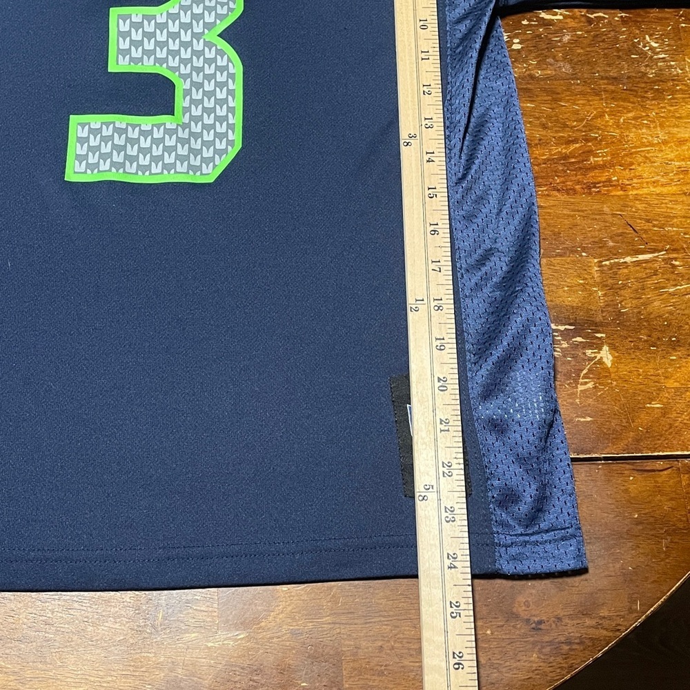 Seahawks Navy Blue and Green Jersey women’s size small - Picture 3 of 7